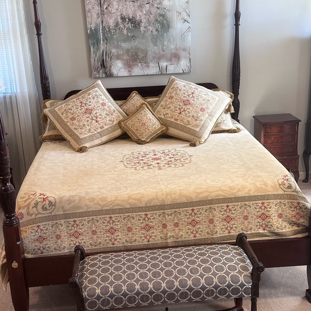 CORONA KING COMFORTER